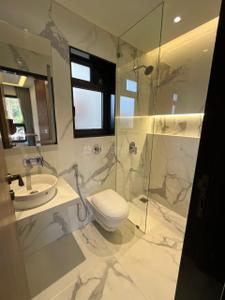 Bathroom Image of 850 Sq.ft 2 BHK Apartment / Flat for sale in Sunraj Solitaire, Dombivli East Thane for Rs. 6500000