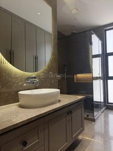 Bathroom Image of 5500 Sq.ft 4 BHK Builder Floor for rent in Greater Kailash II New Delhi for Rs. 600000