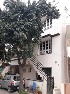 Building Image of 800 Sq.ft 2 BHK Builder Floor for rent in JP Nagar Bengaluru for Rs. 20000