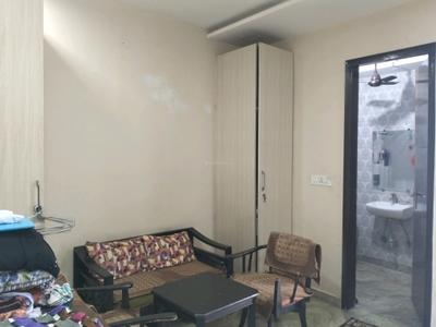Bedroom Image of 900 Sq.ft 3 BHK Builder Floor for sale in Paschim Vihar New Delhi for Rs. 15500000