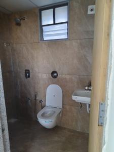 Bathroom Image of 1500 Sq.ft 3 BHK Apartment / Flat for rent in Adani Elysium Novus, Shantigram Ahmedabad for Rs. 25000