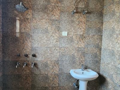 Bathroom Image of 1100 Sq.ft 2 BHK Villa for rent in Sector 2 Faridabad for Rs. 15000