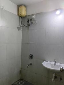 Common Bathroom Image of 909 Sq.ft 2 BHK Apartment / Flat for sale in Lodha Casa Rio, Palava Phase 1 Thane for Rs. 5800000
