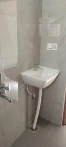 Bathroom Image of 500 Sq.ft 1 BHK Independent House for rent in Agrahara Layout Bengaluru for Rs. 12000