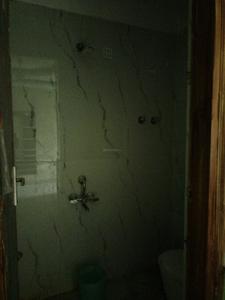 Common Bathroom Image of 550 Sq.ft 1 BHK Apartment / Flat for sale in Primex Krishna Apartment, Kulesara Greater Noida for Rs. 1795000
