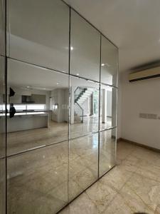Bathroom Image of 4000 Sq.ft 4 BHK Villa for rent in Injambakkam Chennai for Rs. 160000