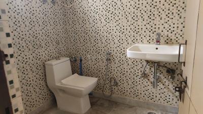 SS Southend Bathroom Two 3