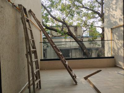 Terrace Image of 2000 Sq.ft 3 BHK Apartment / Flat for rent in Gateway, Santacruz West Mumbai for Rs. 215000