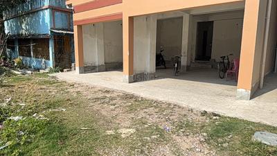 Image of 1100 Sq.ft 2 BHK Apartment / Flat for sale in Airport Gate no. 1, Kolkata for Rs. 3850000