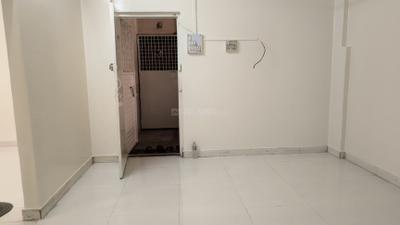 Living Room Image of 700 Sq.ft 1 BHK Apartment / Flat for rent in Kothrud Pune for Rs. 24000
