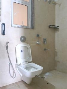 Common Bathroom Image of 500 Sq.ft 1 BHK Apartment / Flat for rent in Puraniks City Reserva Phase 1, Kasarvadavali Thane for Rs. 17000