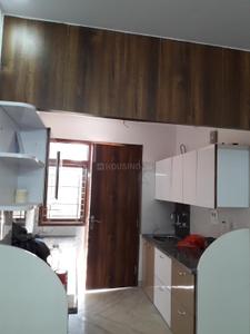 Kitchen Image of 500 Sq.ft 1 BHK Builder Floor for rent in Ramesh Nagar New Delhi for Rs. 18500