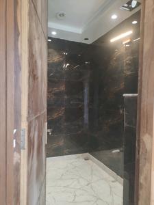 Bedroom One Image of 3250 Sq.ft 4 BHK Builder Floor for sale in Ridhi Signature Floors 358 Sqyd, Sector 21C Faridabad for Rs. 31500000