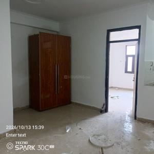 Living Room Image of 695 Sq.ft 1 BHK Apartment / Flat for sale in Sector 73 Noida for Rs. 2399000