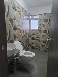 Common Bathroom Two Image of 3350 Sq.ft 4 BHK Apartment / Flat for sale in Juhu Mumbai for Rs. 125000000