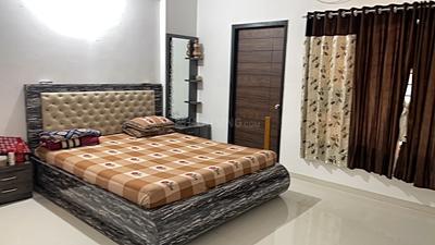 Bedroom Image of 1000 Sq.ft 4 BHK Duplex for sale in Jahangir Pura Surat for Rs. 17000000