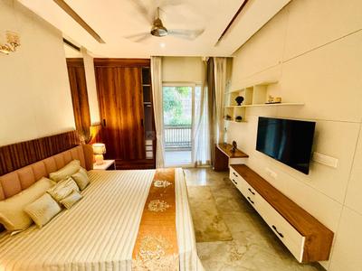 Bedroom Image of 1835 Sq.ft 3 BHK Apartment / Flat for sale in Mayfair Park, Sanauli Zirakpur for Rs. 12150000