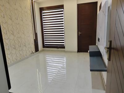 Bedroom Image of 2000 Sq.ft 3 BHK Apartment / Flat for rent in Indirapuram Ghaziabad for Rs. 47000