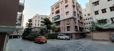 Image of 901 Sq.ft 2 BHK Apartment / Flat for sale in Chinar Park, Kolkata for Rs. 4850000