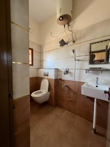 Bathroom Image of 1200 Sq.ft 2 BHK Builder Floor for rent in Margondanahalli Bengaluru for Rs. 35000
