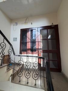 Image of 585 Sq.ft 1 BHK Builder Floor for rent in Sector 6, Gurgaon for Rs. 15000