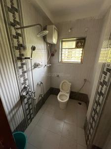 Bathroom Image of 1044 Sq.ft 2 BHK Apartment / Flat for rent in Jagdish Shivanad Waugh Grande "de" Soccoro, Sabnis Valley Goa for Rs. 28000