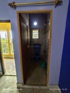 Bathroom Image of 1700 Sq.ft 3 BHK Apartment / Flat for sale in Airport Gate No. 3 Kolkata for Rs. 5300000