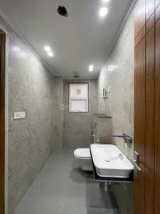 Bathroom Image of 900 Sq.ft 3 BHK Builder Floor for rent in Chhattarpur New Delhi for Rs. 32000