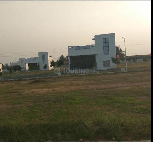 VIP Square Town Main Image 1