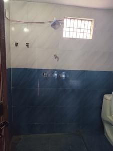 Bathroom Image of 500 Sq.ft 1.5 BHK Independent House for rent in Koila Alipur Bangar Mathura for Rs. 3000