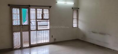 Bedroom Image of 830 Sq.ft 2 BHK Apartment / Flat for sale in Milansaar Complex, Paschim Vihar New Delhi for Rs. 20000000