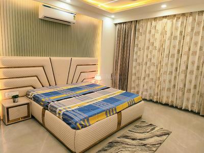 Bedroom Image of 3000 Sq.ft 4.5 BHK Builder Floor for sale in Central Park Flower Valley, Sector 33 Sohna for Rs. 44500000