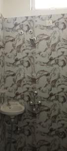 Bathroom Image of 1500 Sq.ft 2 BHK Builder Floor for rent in Padri Bazaar Gorakhpur for Rs. 9000