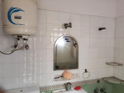 Bathroom Image of 2250 Sq.ft 2 BHK Builder Floor for sale in Saffron Kanishka Tower, Ashoka Enclave Faridabad for Rs. 9000000