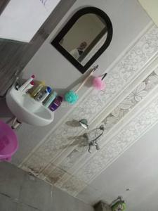 Bathroom Image of 1100 Sq.ft 3 BHK Apartment / Flat for rent in Tapowan Colony Dhanbad for Rs. 12000