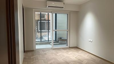 Bedroom Image of 2000 Sq.ft 4 BHK Apartment / Flat for sale in DDA Sector C Pocket 8, Vasant Kunj New Delhi for Rs. 56000000
