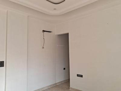 Bedroom Image of 2250 Sq.ft 4 BHK Builder Floor for sale in Paschim Vihar New Delhi for Rs. 45000000