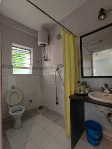 Bathroom Image of 2250 Sq.ft 3 BHK Apartment / Flat for sale in Behala Chowrasta Kolkata for Rs. 10500000