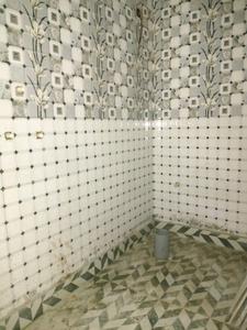 Common Bathroom Image of 720 Sq.ft 3 BHK Builder Floor for sale in New Ashok Nagar New Delhi for Rs. 6500000