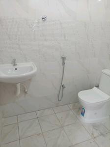 Common Bathroom Image of 1200 Sq.ft 2 BHK Apartment / Flat for rent in Sanath Nagar Hyderabad for Rs. 23850