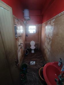 Bathroom Image of 840 Sq.ft 3 BHK Apartment / Flat for sale in Behala Kolkata for Rs. 2800000