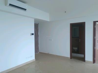 Living Room Image of 2720 Sq.ft 3 BHK Apartment / Flat for sale in Godrej Meridien, Sector 106 Gurgaon for Rs. 40000000