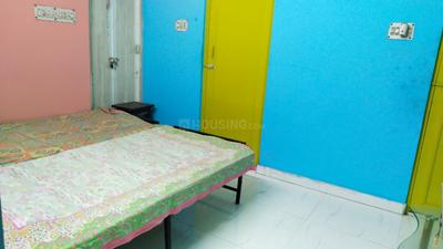 Bedroom Image of Omm PG in Dum Dum, Kolkata