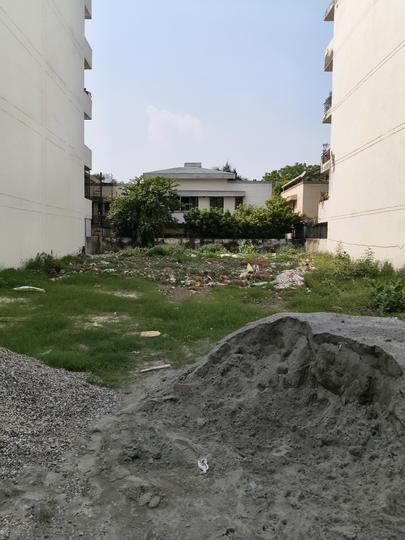 Nihali Colony Main Image 1