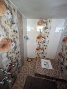 Bathroom Image of 1600 Sq.ft 3 BHK Builder Floor for rent in Vidya Nagar Shivamogga for Rs. 5000