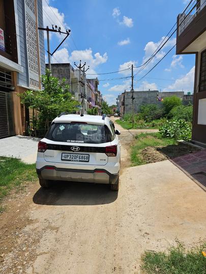 Charan bhatta road yamuna puram colony Main Image 1