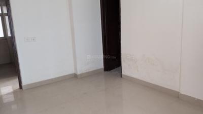 Bedroom Image of 1350 Sq.ft 3 BHK Apartment / Flat for sale in Amrapali Heartbeat City IV, Sector 107 Noida for Rs. 17325000