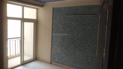 Bedroom Image of 1450 Sq.ft 3.5 BHK Apartment / Flat for rent in Amrapali Zodiac, Sector 120 Noida for Rs. 28000