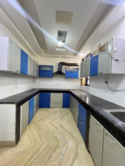 SECTOR 8 DWARKA B BLOCK BUILDER FLOOR Kitchen 1