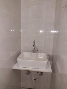 Bathroom Image of 1200 Sq.ft 3 BHK Apartment / Flat for sale in Defence Apartment, Paschim Vihar New Delhi for Rs. 19000000